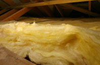 Knotting pitch roof insulation
